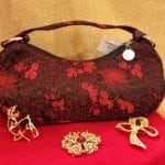 Red and black purse •