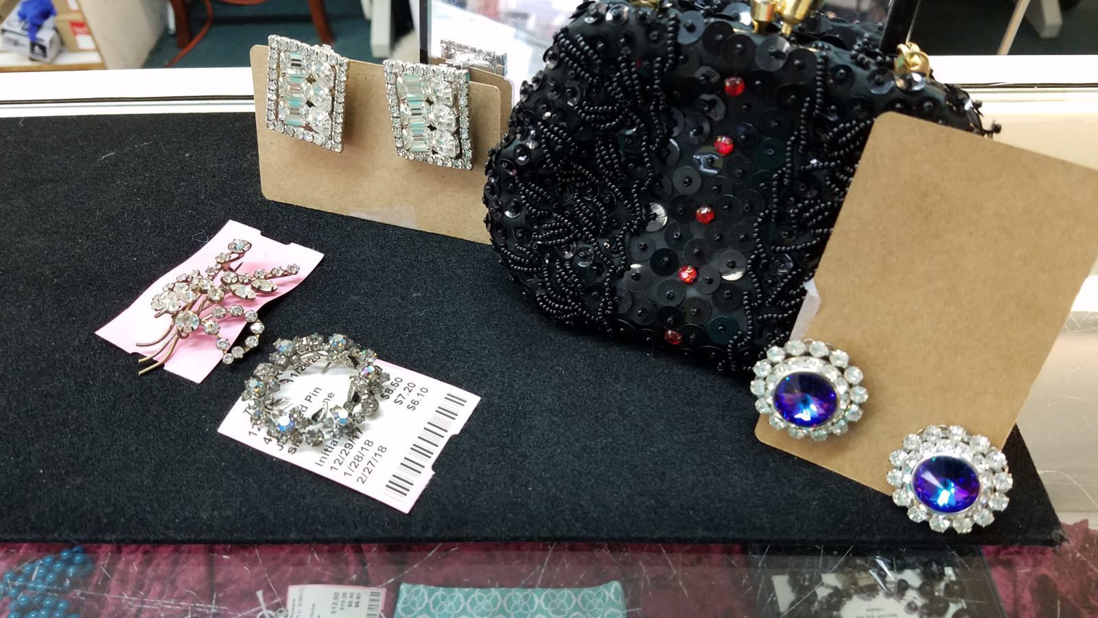 Vintage / Costume Jewelry • And accessories..............