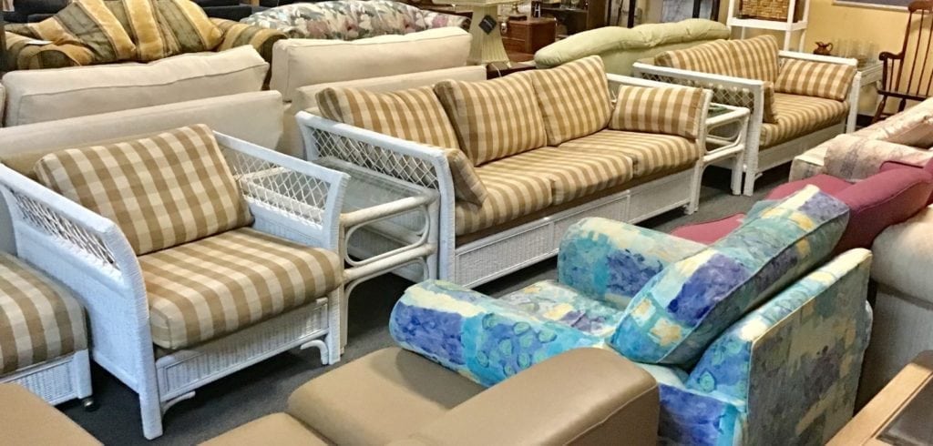 Beautiful Quality Wicker 4 piece • This is a beautiful high quality wicker living room or sunroom set It is four pieces Queen sleeper sofa and loveseat and chair with matching ottoman this set is durable very well-made and perfect for anyone’s home located at 5033 Dick Pond Rd unit G