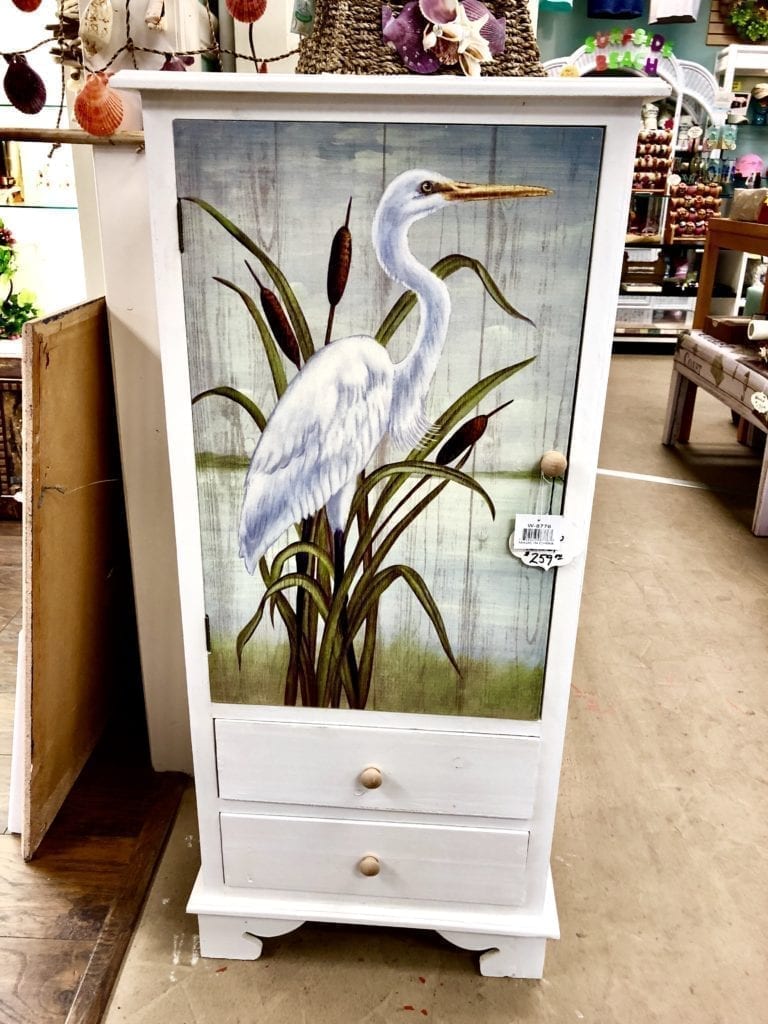 White Heron Cabinet • Unique white cabinet with a painted heron. One door and 2 drawers.