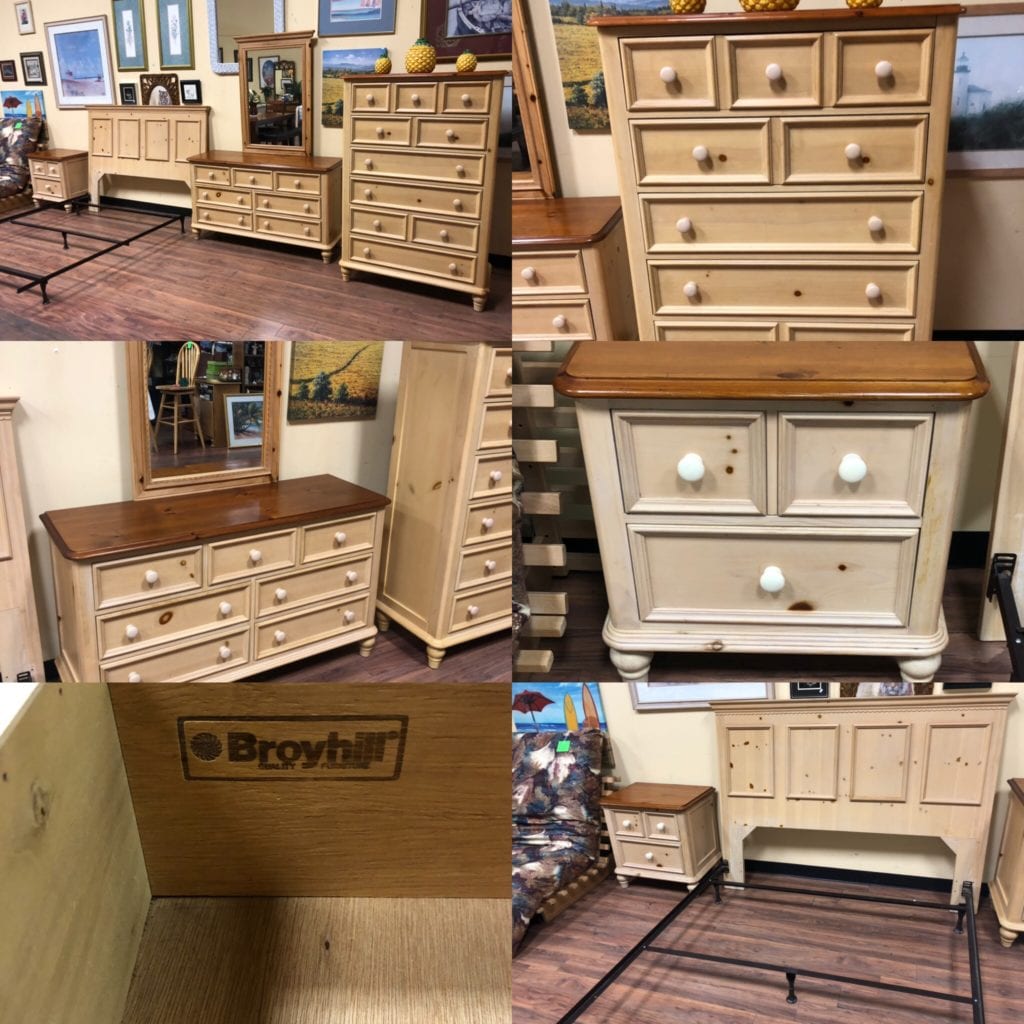 Gorgeous Broyhill Queen Bedroom Set. • Gorgeous Broyhill Queen Bedroom Set. Country French pine 
This set comes with Queen Headboard & Frame 
Dresser 6 drawers & Mirror 
1 nightstand w/2 Drawers 
Chest with 6 drawers
This is a Broyhill set Very high-quality it was very gently used