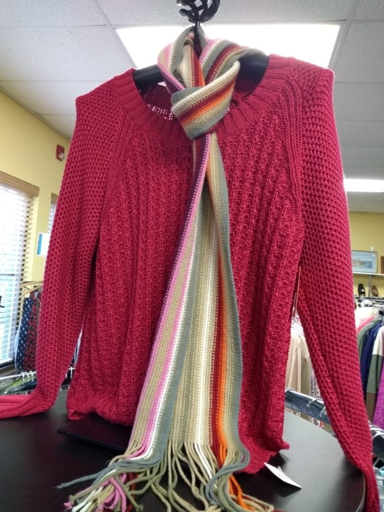 Sweater/Scarf • Ladies Size XL